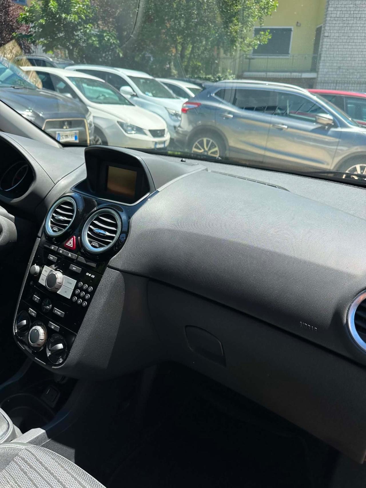 Opel CORSA 1.3d 5P SPORT NEOPAT KMCERT GARANZ
