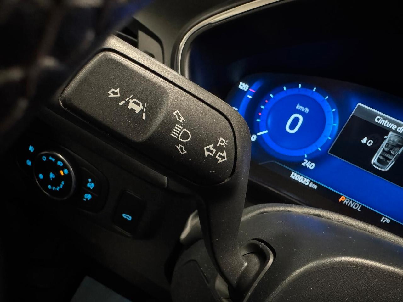 Ford Focus 1.0 EcoBoost 125CV automatico SW Business Co-Pilot