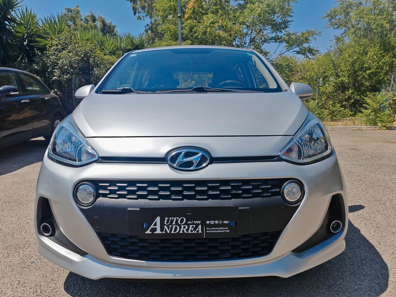 Hyundai i10 1.0 Benzina full optional 2019