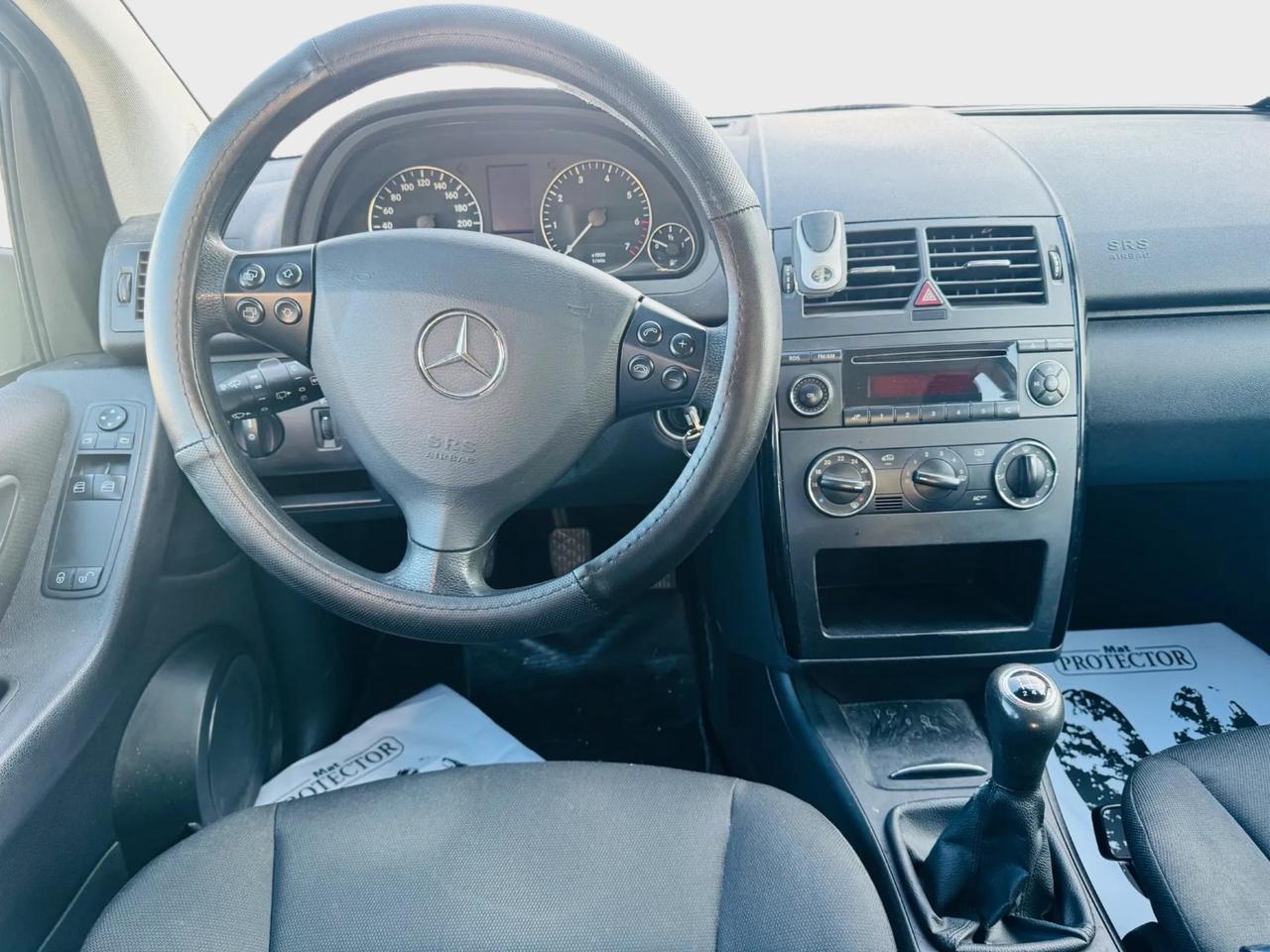 Mercedes classe A 150 benzina 2007 130.000km neo