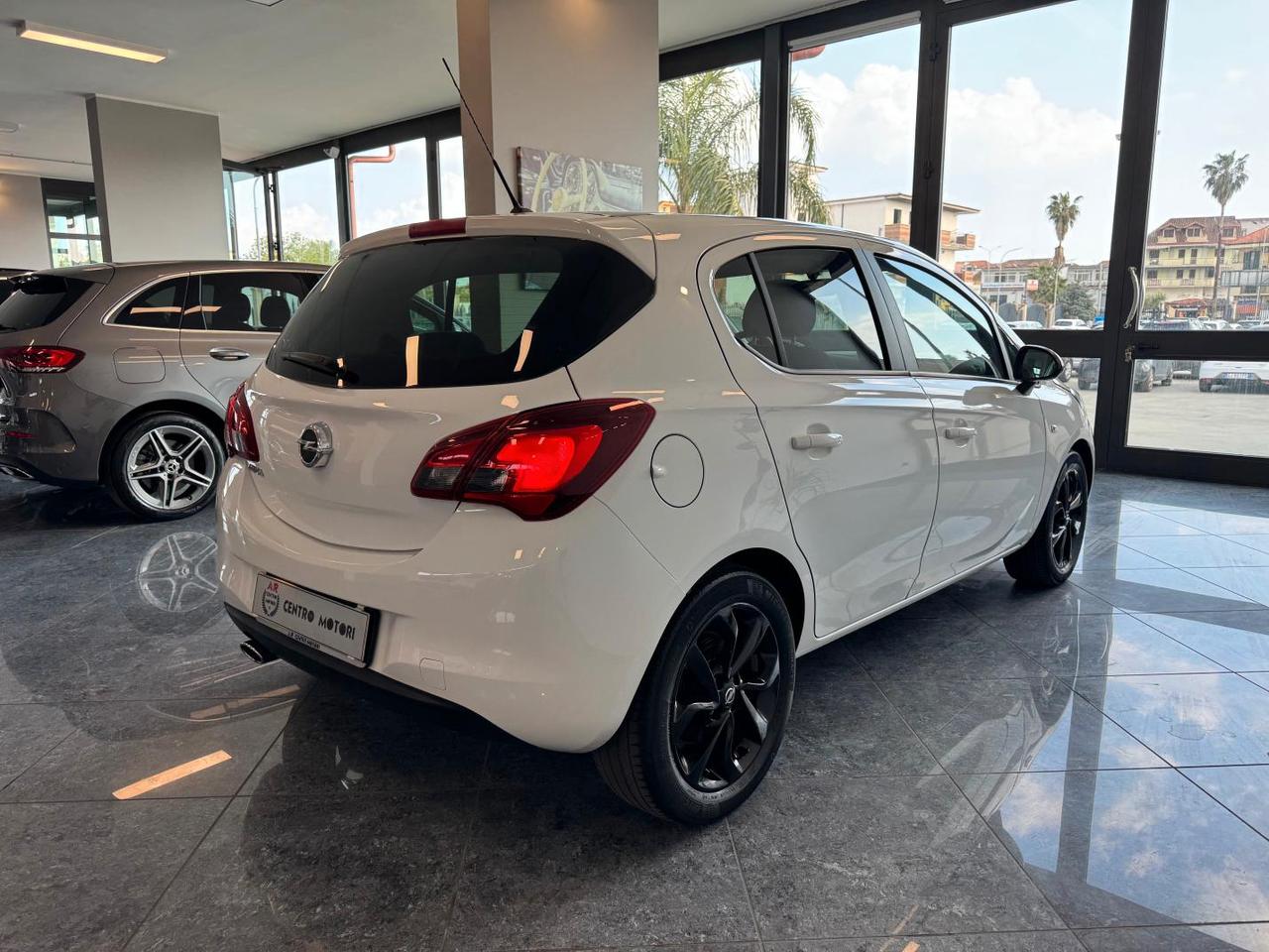 Opel Corsa 5 Porte 5P GPL Tech 90 cv Bicolor Cruise Bluetooth