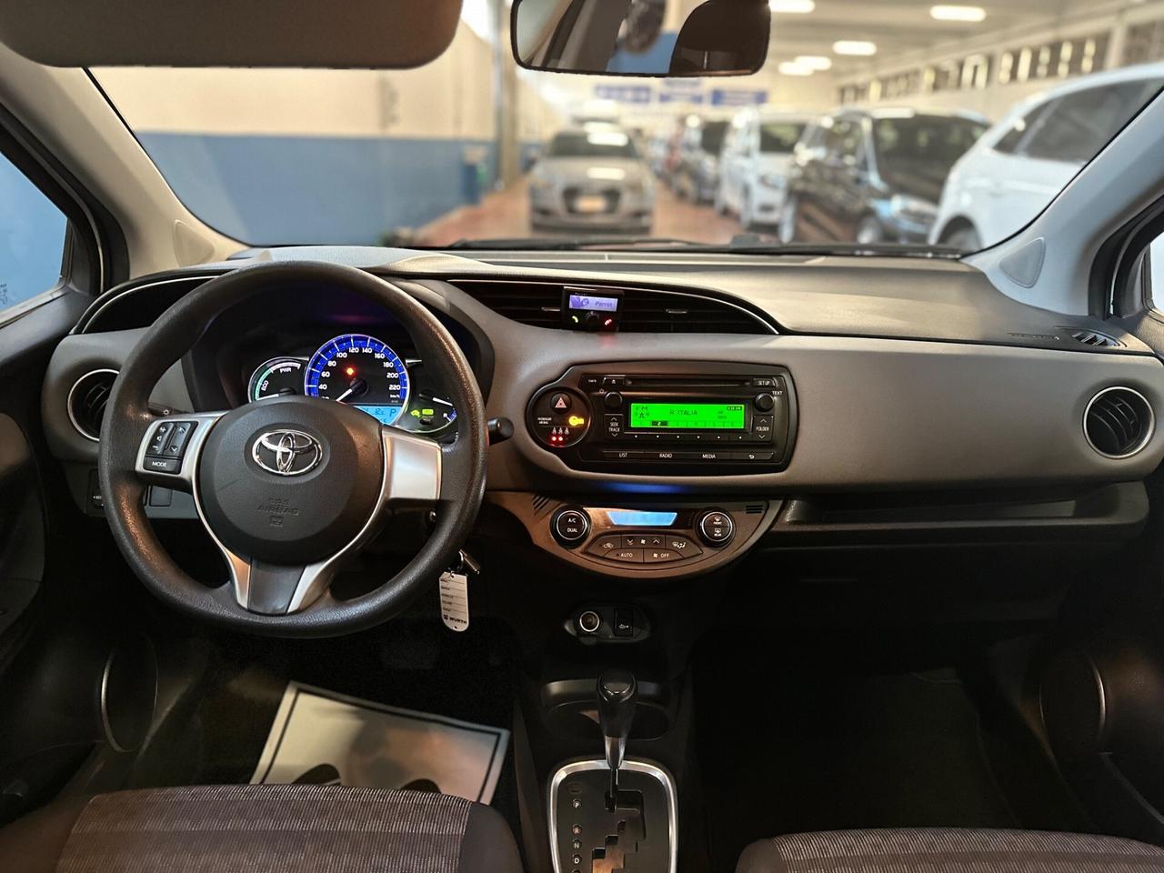 Toyota Yaris 1.5 Hybrid 5/ibrido-benzina/2017/automatico