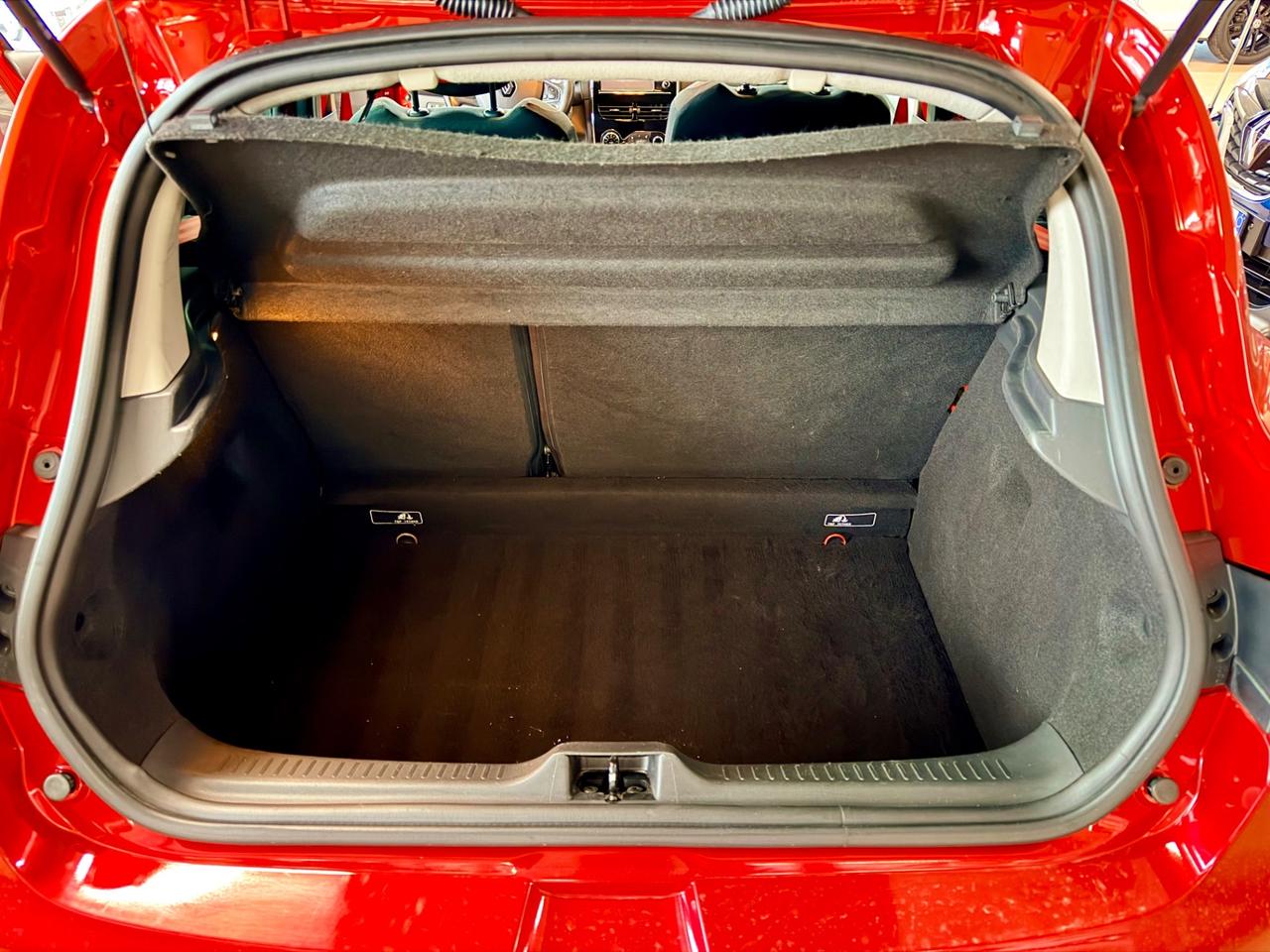 Renault Clio 1.600cc TB 200CV EDC R.S.