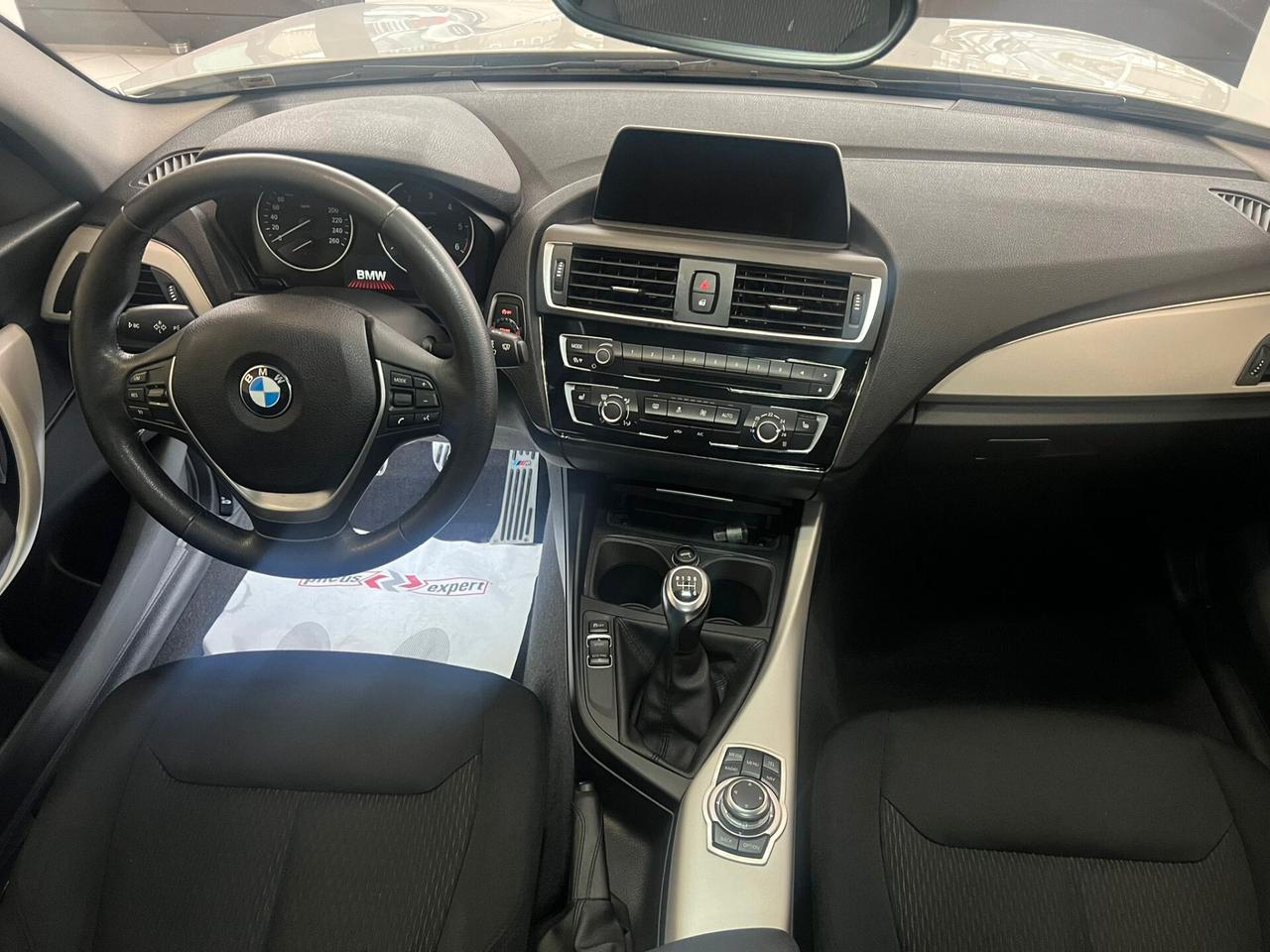 Bmw 116 116d 5p. Msport