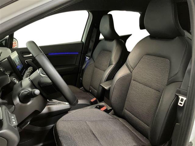 RENAULT Captur 1.6 E-Tech full hybrid Rive Gauche 145cv auto