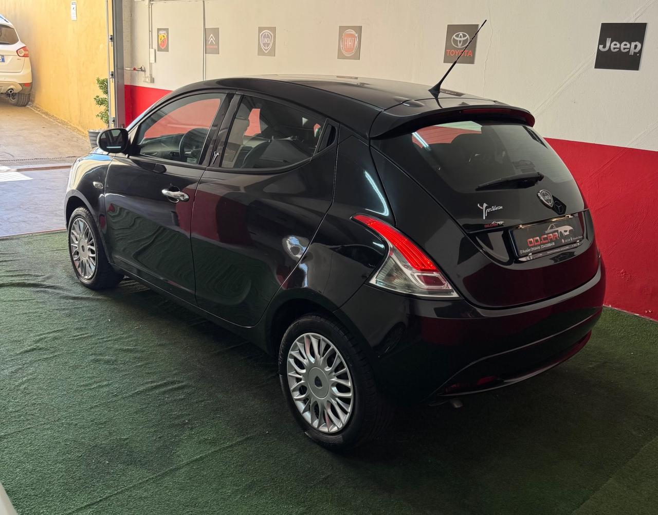 Lancia Ypsilon 1.2 69 CV 5 porte 130000 Chilometri