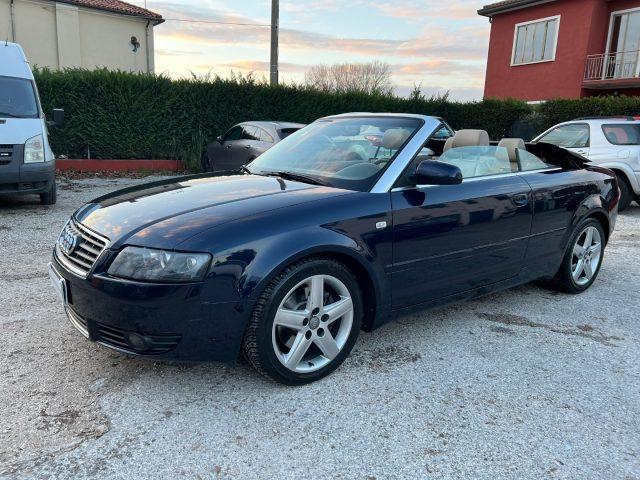 AUDI A4 Cabriolet 2.5 V6 TDI