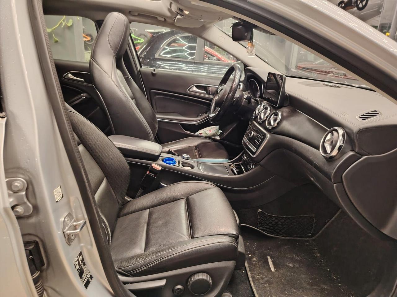 Mercedes-Benz GLA 220 d Automatic 4Matic Sport