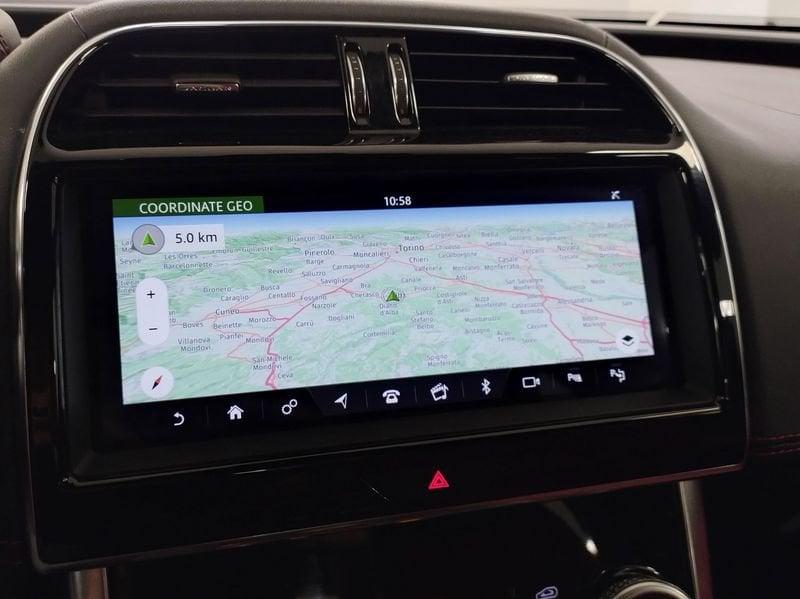 Jaguar XE 2.0d i4 R-Dynamic SE awd 180cv auto