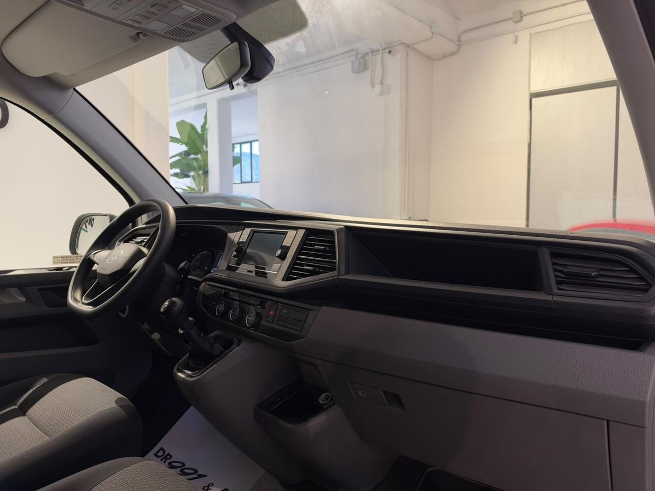 Volkswagen Caravelle 2.0 TDI 110CV PC Trendline posti 9