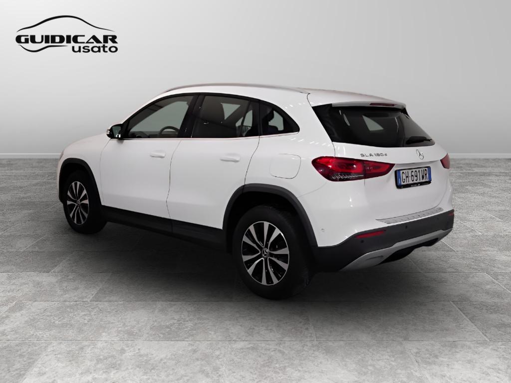 Mercedes-Benz GLA-H247 2020 - GLA 180 d Sport auto