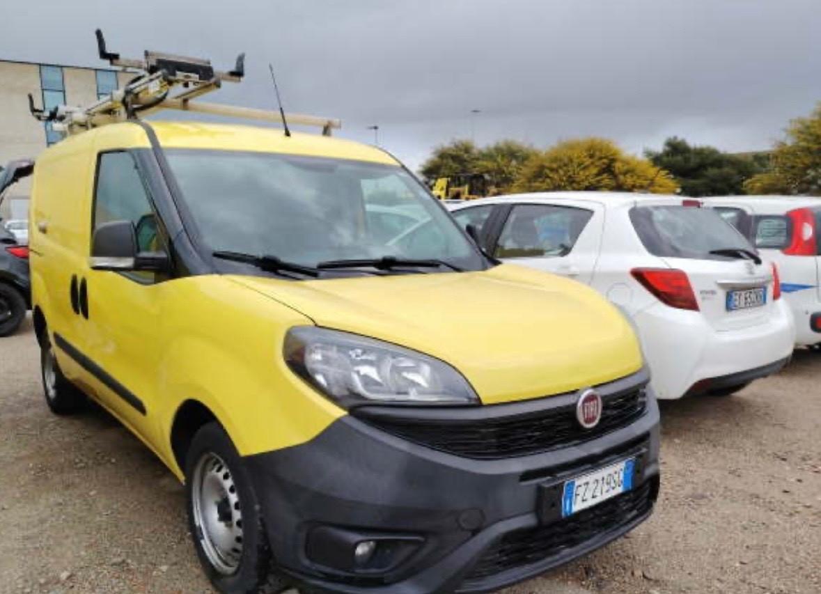 Fiat doblo unico proprietario permuta garanzia