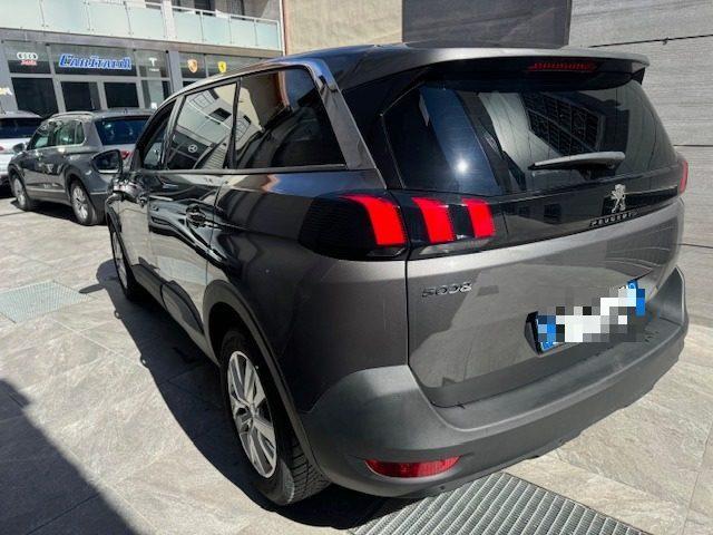 PEUGEOT 5008 BlueHDi 130 S&S Business