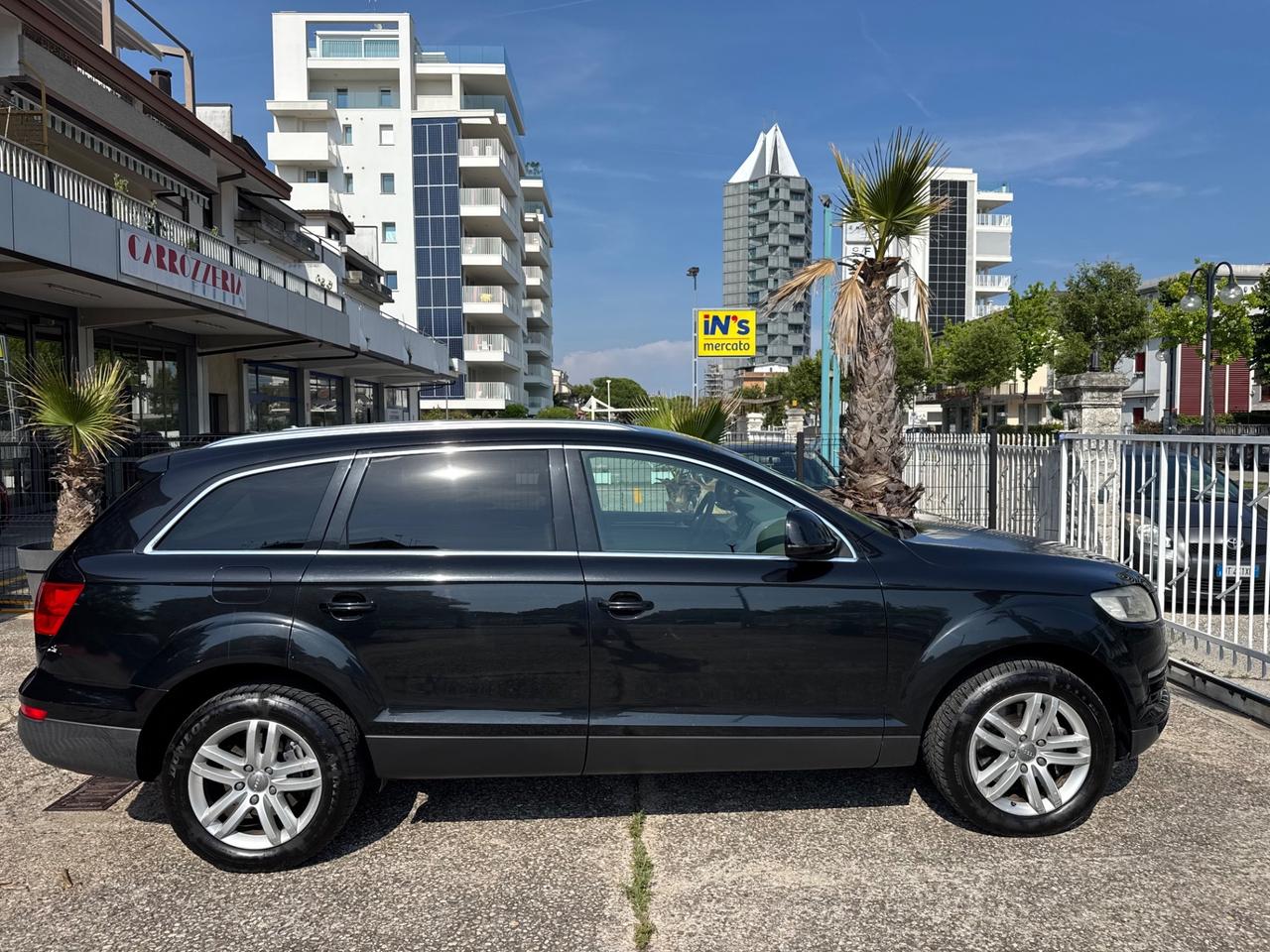Audi Q7 3.0 V6 TDI 233CV QUATTRO 7 POSTI
