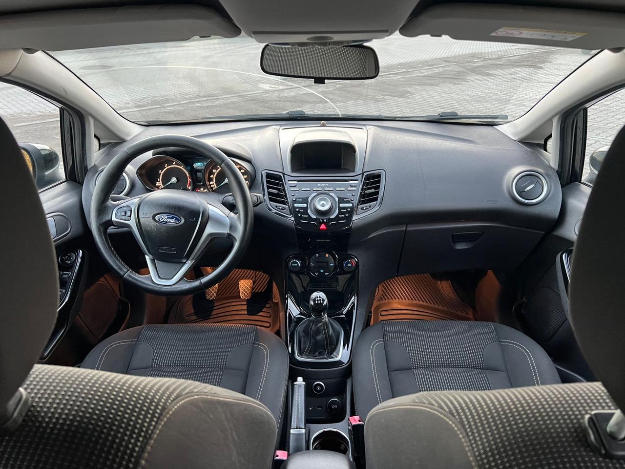 Ford Fiesta 1.4 5p. Bz.- GPL Titanium