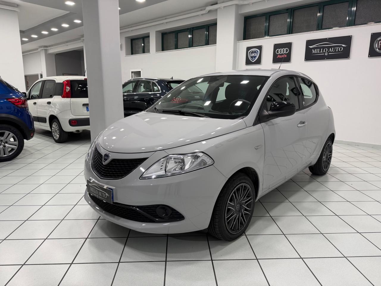 Lancia Ypsilon 1.2 69 CV 5 porte GPL Ecochic Gold