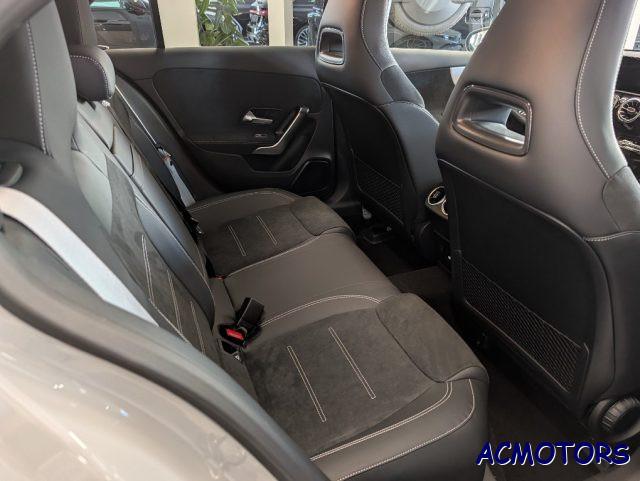 MERCEDES-BENZ A 200 Automatic AMG Line Premium