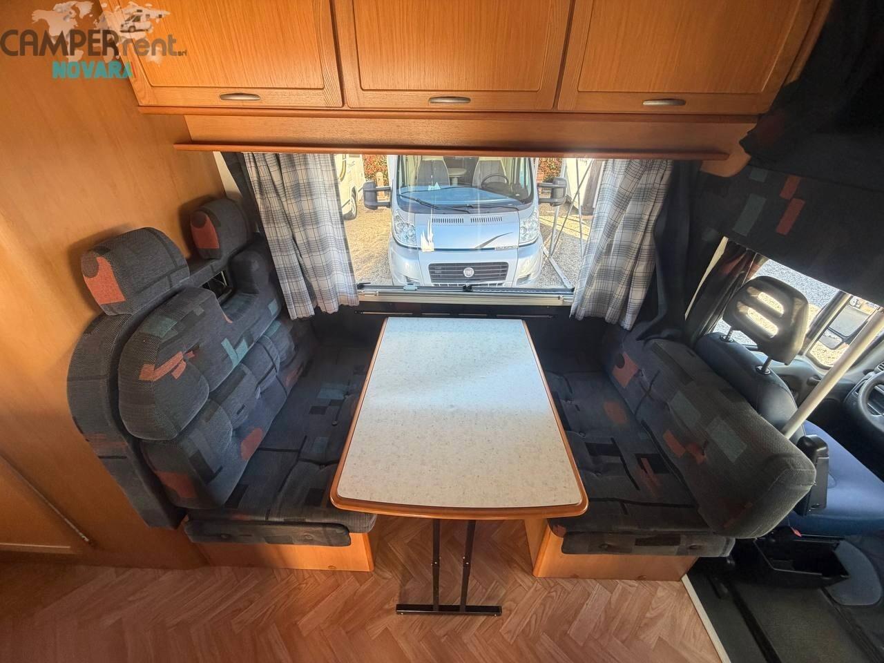 MC LOUIS GLEN 461 - Mansardato letti a castello in coda e maxi garage