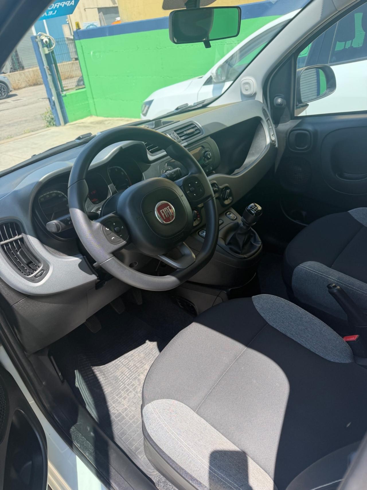Fiat Panda 1.0 FireFly S&S Hybrid Pandina