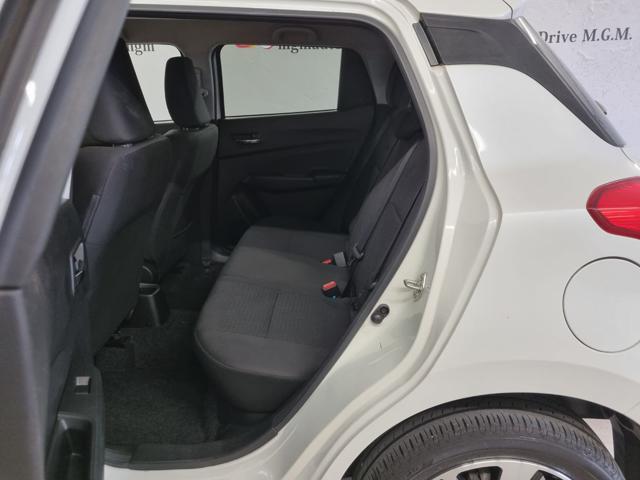 SUZUKI Swift 1.2 Hybrid 4WD AllGrip Top