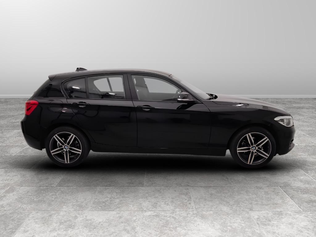 BMW Serie 1 F/20-21 2015 - 118d Sport auto 5p my18
