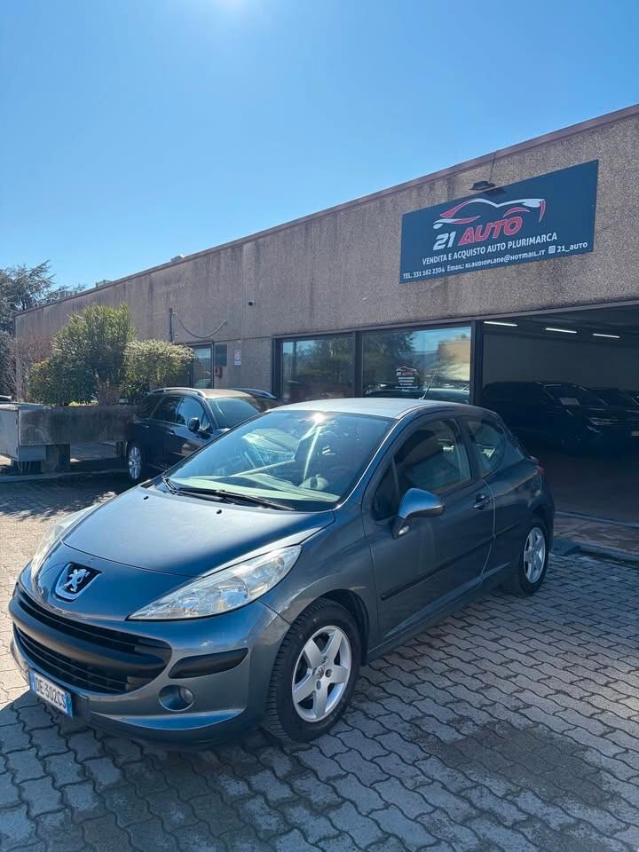 Peugeot 207 1.4 HDi 70CV 3p. X Line