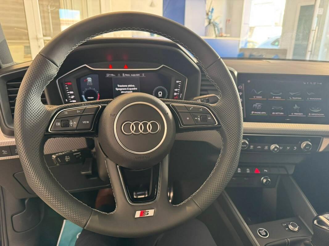 Audi A1 30 1.0 tfsi S line edition 116cv