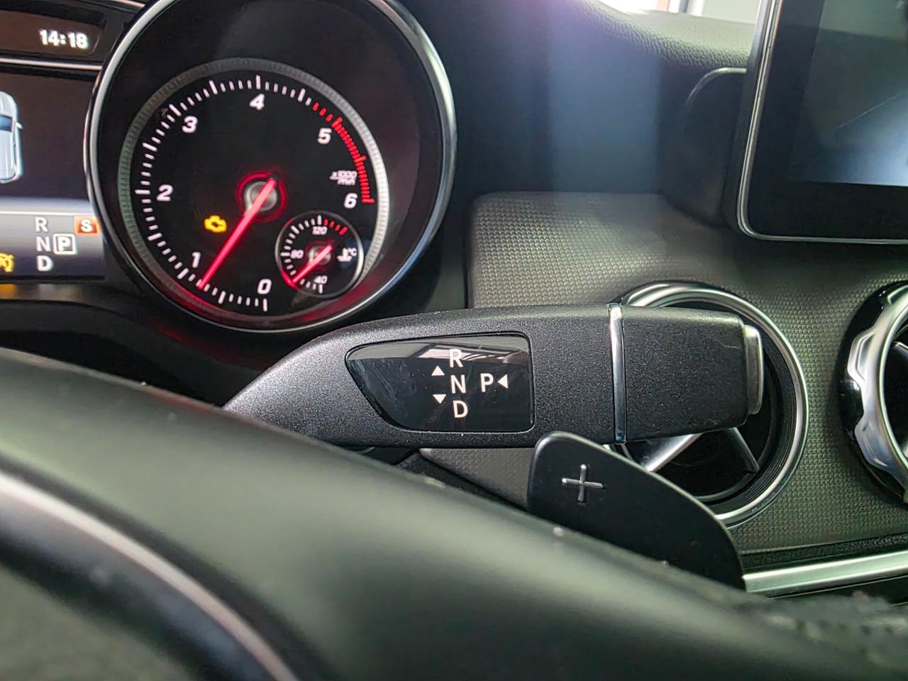 Mercedes-benz GLA 200d Automatic 4Matic Sport