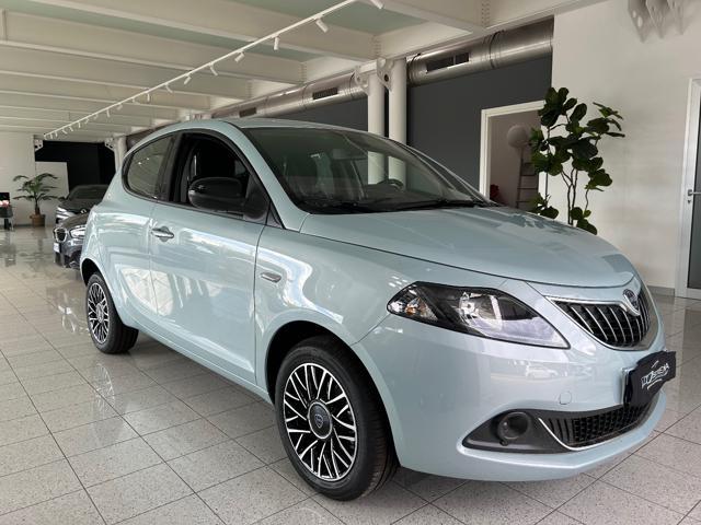 LANCIA Ypsilon 1.2 69 CV 5 porte GPL Ecochic - VARI COLORI!!