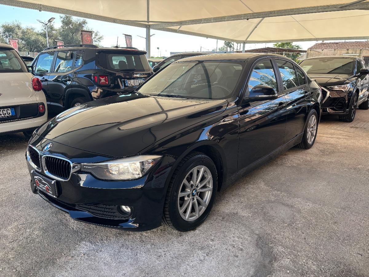 BMW - Serie 3 - 320d Business aut.