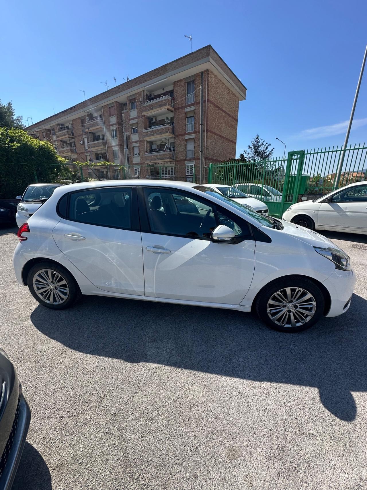 Peugeot 208 BlueHDi 75 S&S 5 porte Active