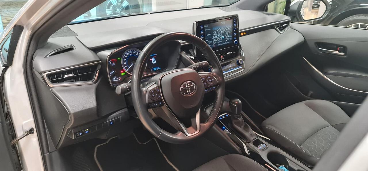 Toyota Corolla 1.8 Hybrid Business