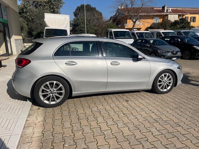 Mercedes-benz A 180 A 180 d Automatic Sport leve F1