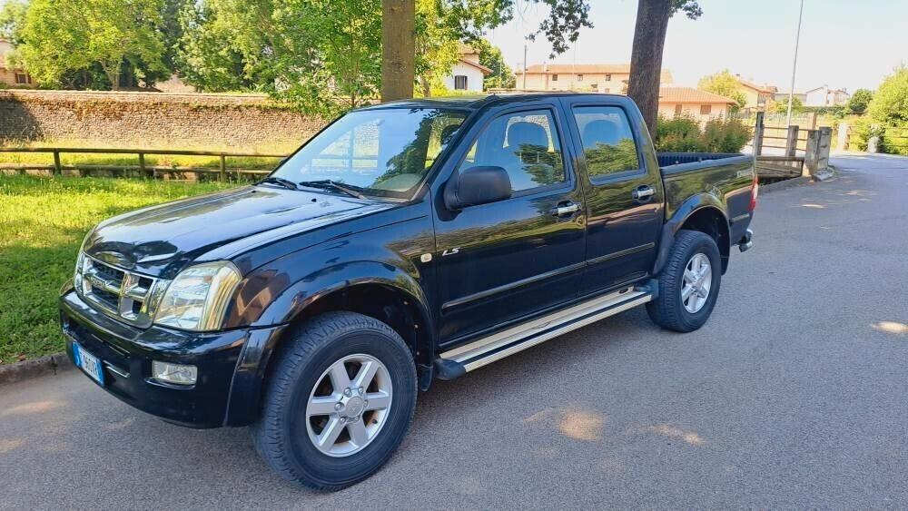 Isuzu D-Max PICK UP doppia cabina AUTOCARRO 5 posti