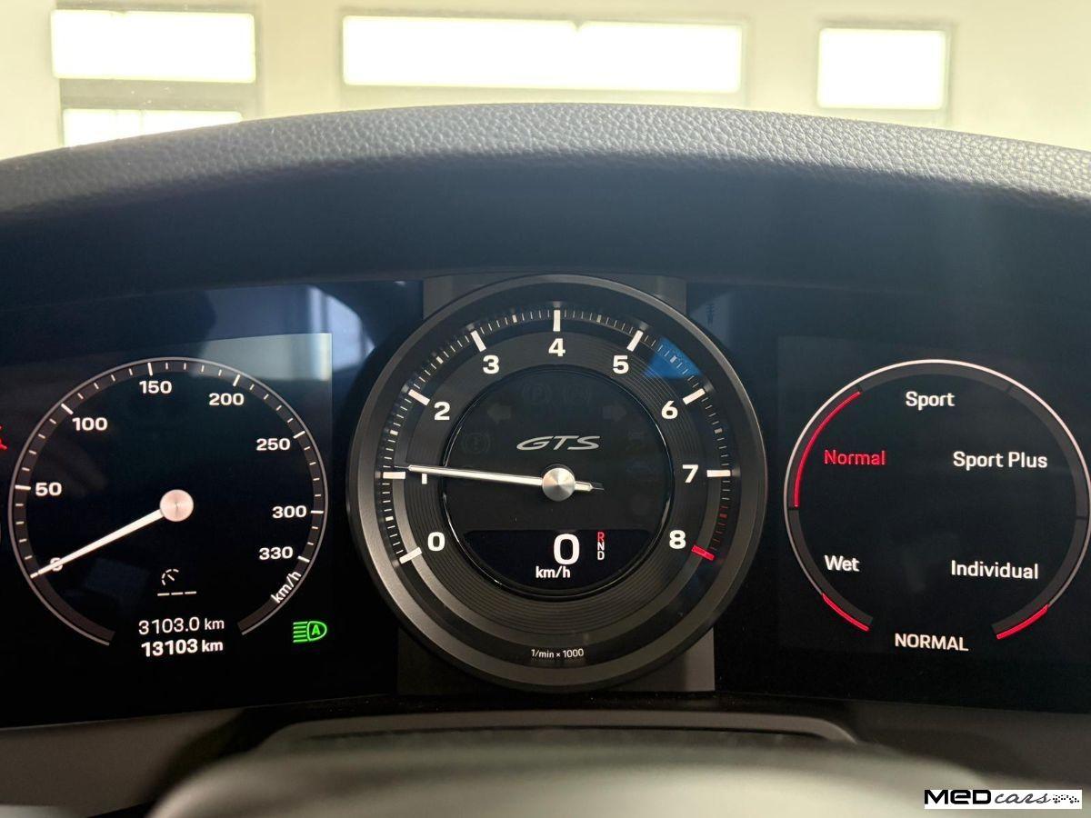 PORSCHE - 911 Cabrio - 911 Carrera 2 GTS Cabriolet