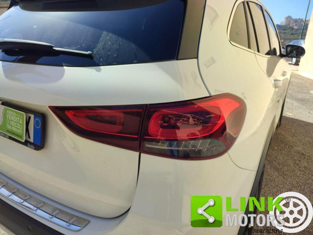 MERCEDES-BENZ GLA 200 d Automatic Sport