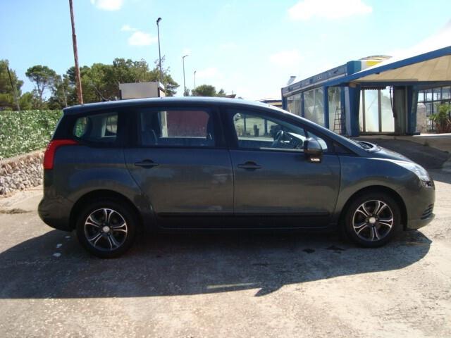 Peugeot 5008 1.6 HDi 112CV Business