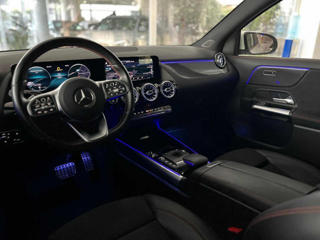 MERCEDES-BENZ GLA 180 d Automatic Premium