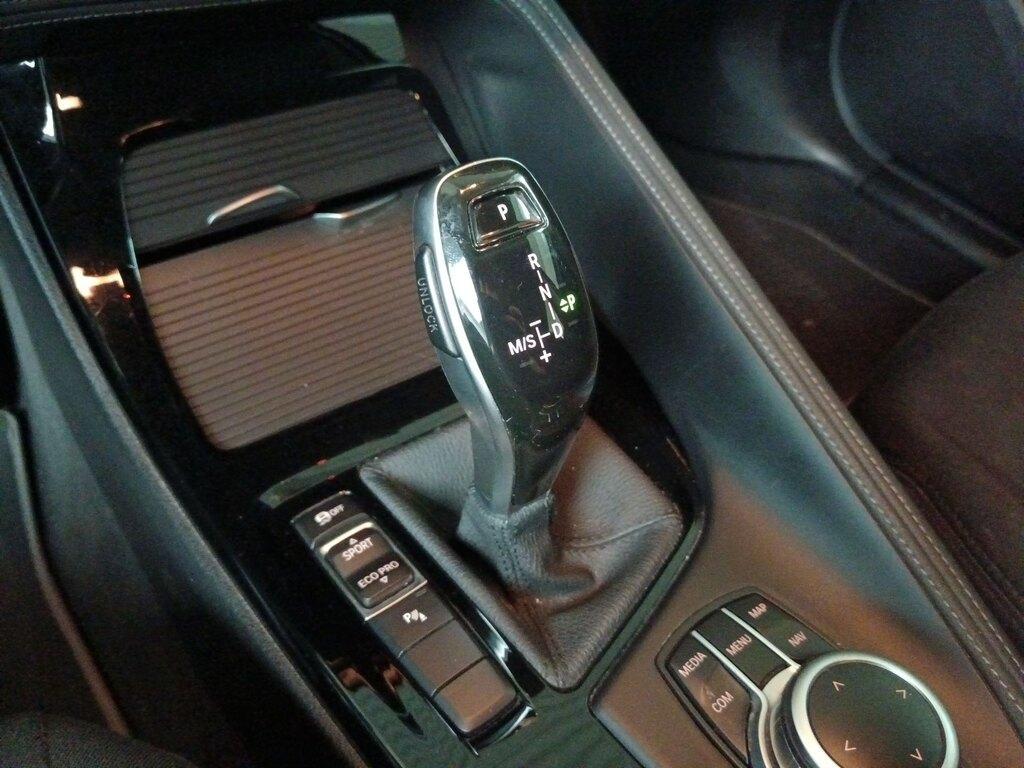 BMW X2 18 d SCR Business X sDrive Steptronic