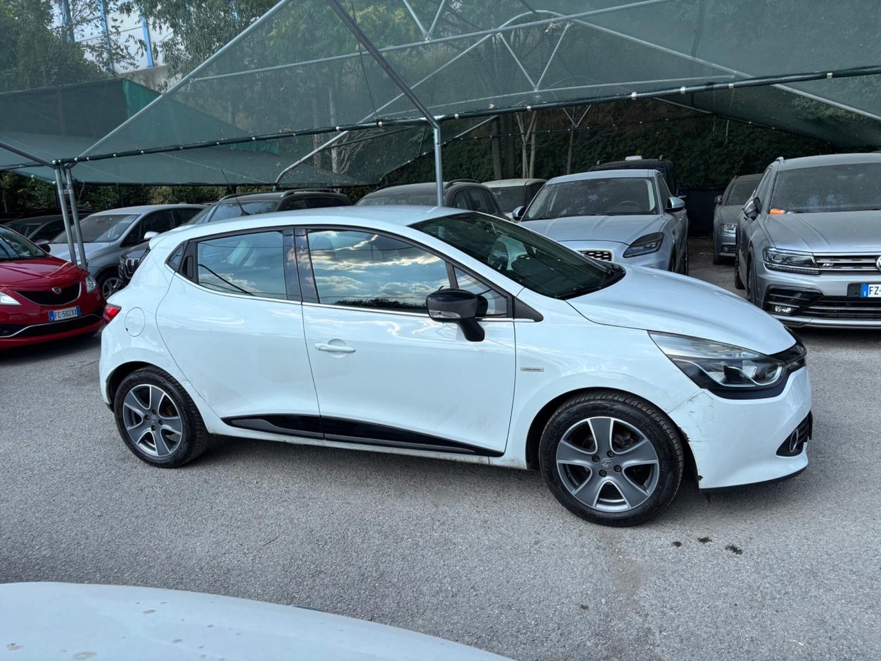 Renault Clio 1.2 75CV 5 porte Costume National