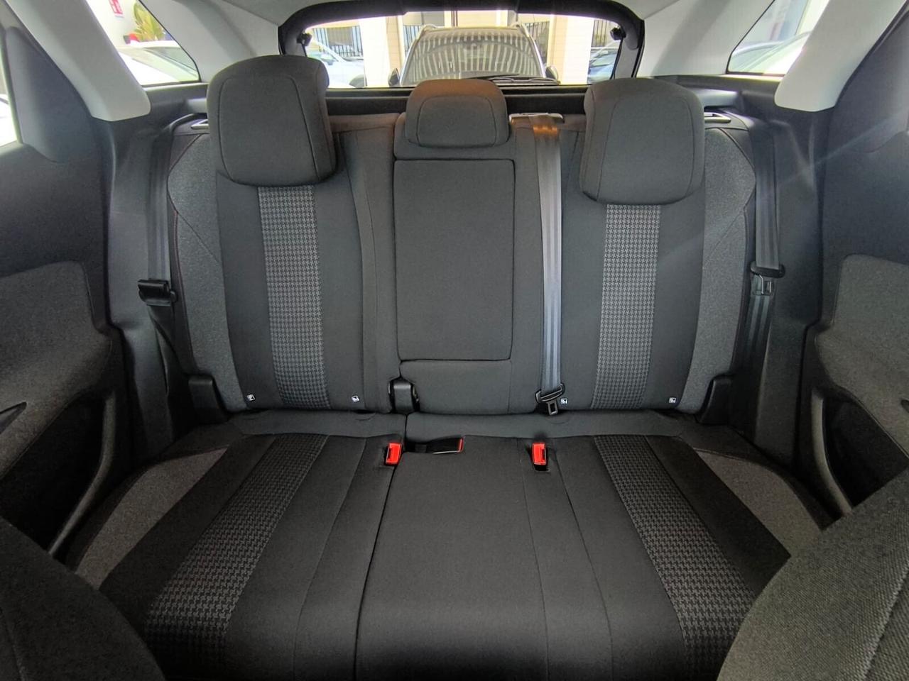 Peugeot 3008 BlueHDi 130 S&S EAT8 Business 2019