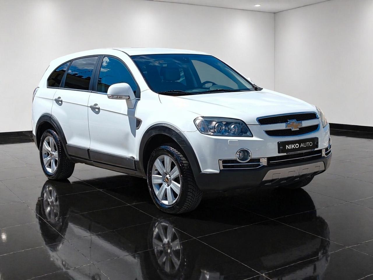 Chevrolet Captiva 2010-2.0 VCDi LT 7 POSTI NAVI 4X4 AUTOMATICA