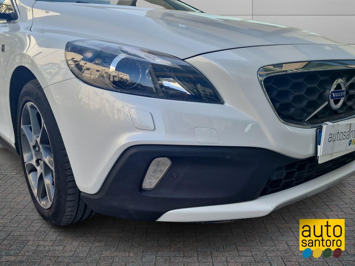 VOLVO V40 CROSS COUNTRY 2.0