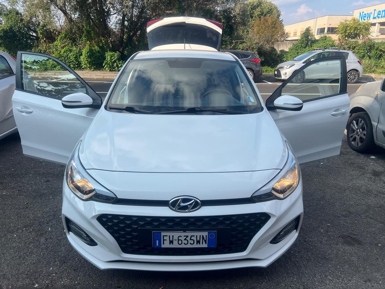 Hyundai i20 1.2 5 porte Econext Connectline gpl