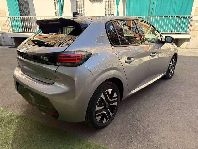 Peugeot 208 1.2 Hybrid Allure 110cv e-dcs 6