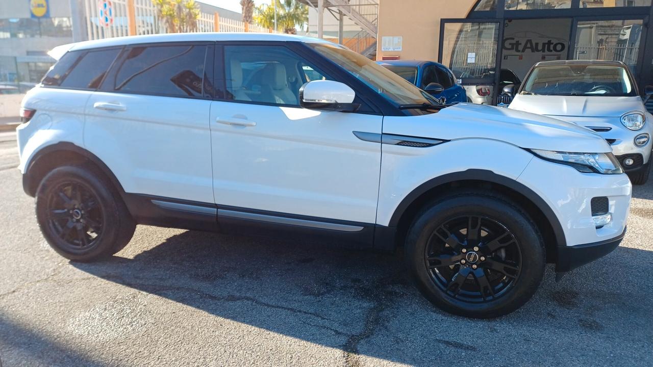 Land Rover Range Evoque 2.2 TD4 5p. Dynamic