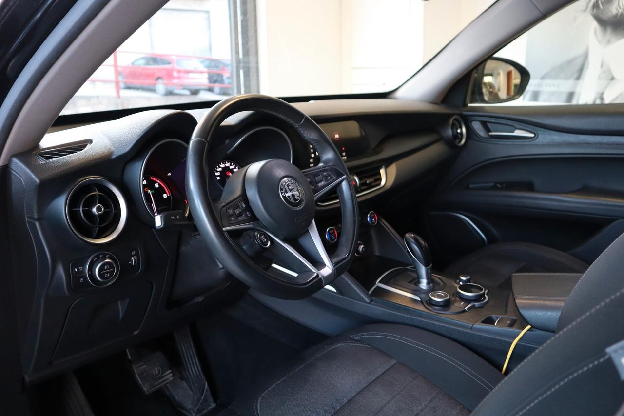 Alfa Romeo Stelvio 2.2 Turbodiesel 160 CV AT8 RWD Business