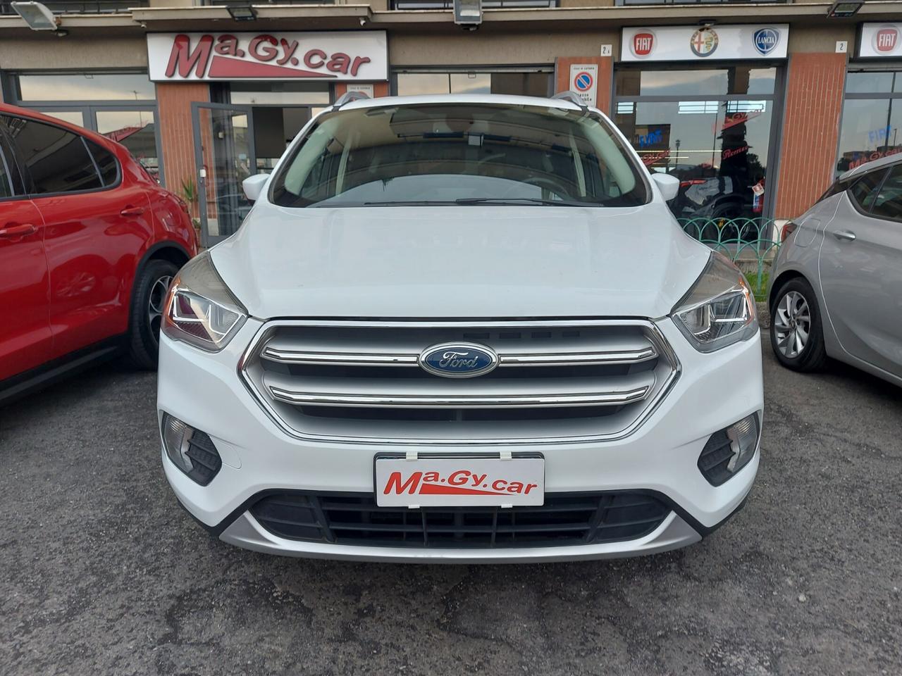 Ford Kuga 1.5 TDCi 120 cv S Titanium