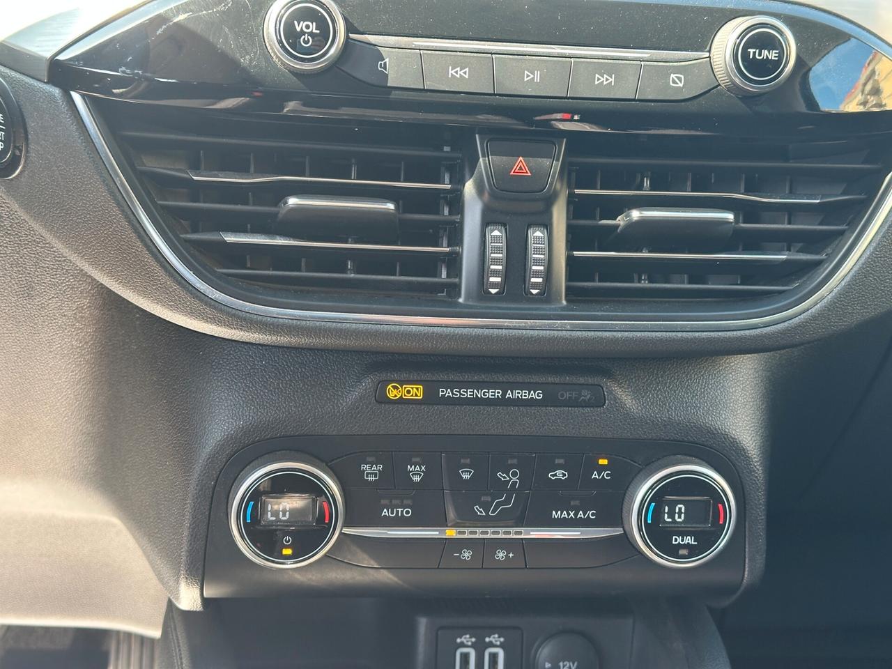 Ford Kuga 2.5 Plug In Hybrid 225 CV CVT 2WD Titanium Business