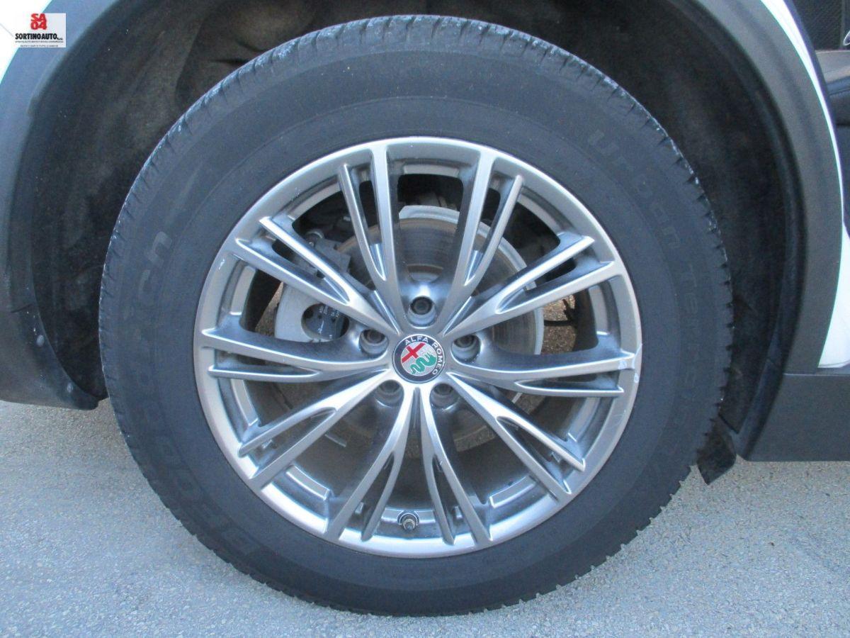 A.R.Stelvio 2.2 T.diesel 210cv AT8 Q4 Exec.-2018